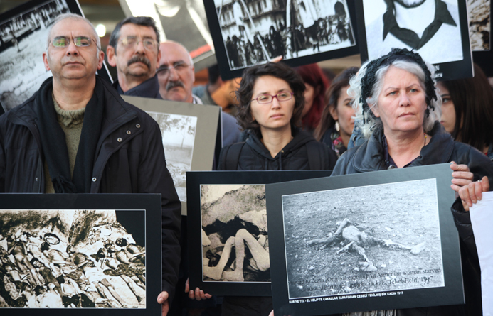 Անմոռուկը կը ծաղկի Թուրքիոյ տարածքին
